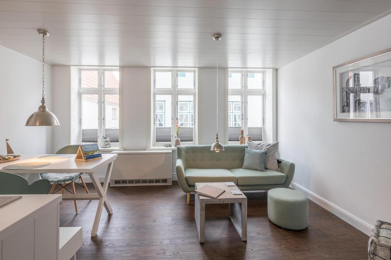 Apartmenthaus Theodor Storm Meeresstrand Хузум Екстериор снимка
